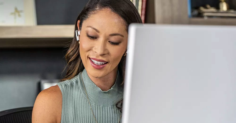 poly voyager free 60 earbuds